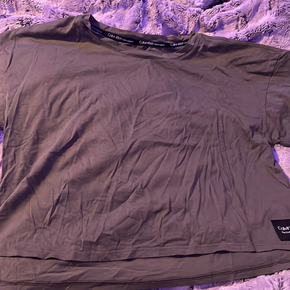 calvin klein performance army green cropped t-shirt